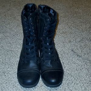 Time & Tru Black combat boots